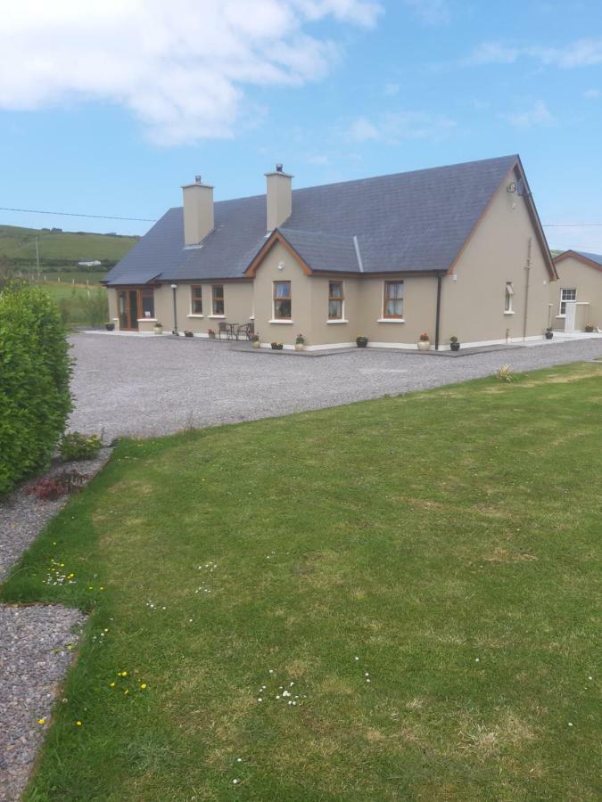 A New U Country Cottage Clynacartan Exterior foto